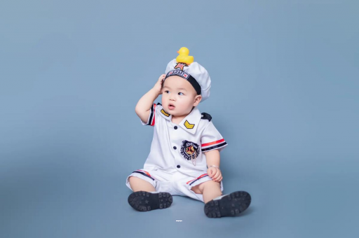 代怀生子好找吗宝宝需要剃光头吗